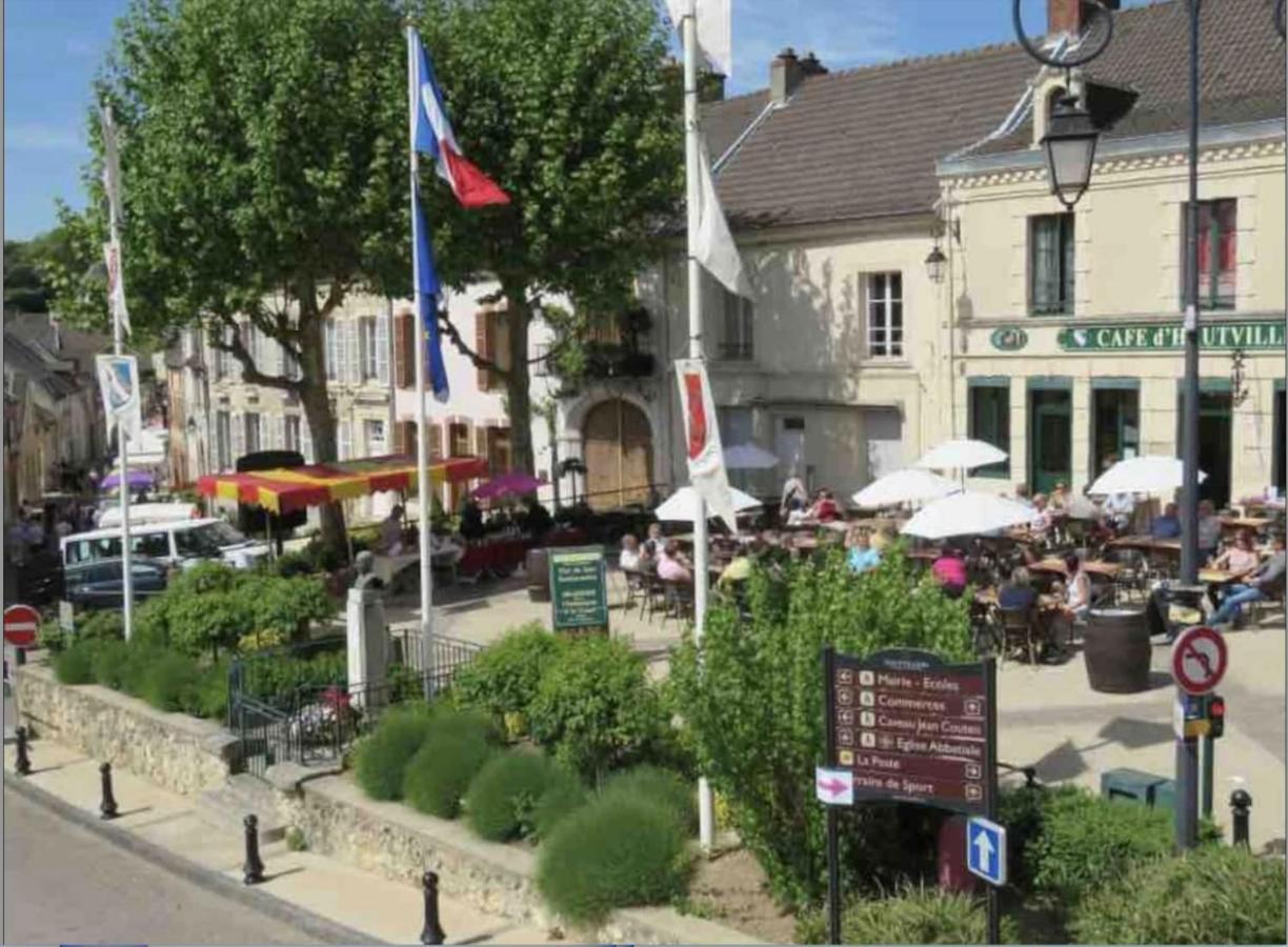 Le Petit Cesar Apartment โอต์วิลเลส์ ภายนอก รูปภาพ